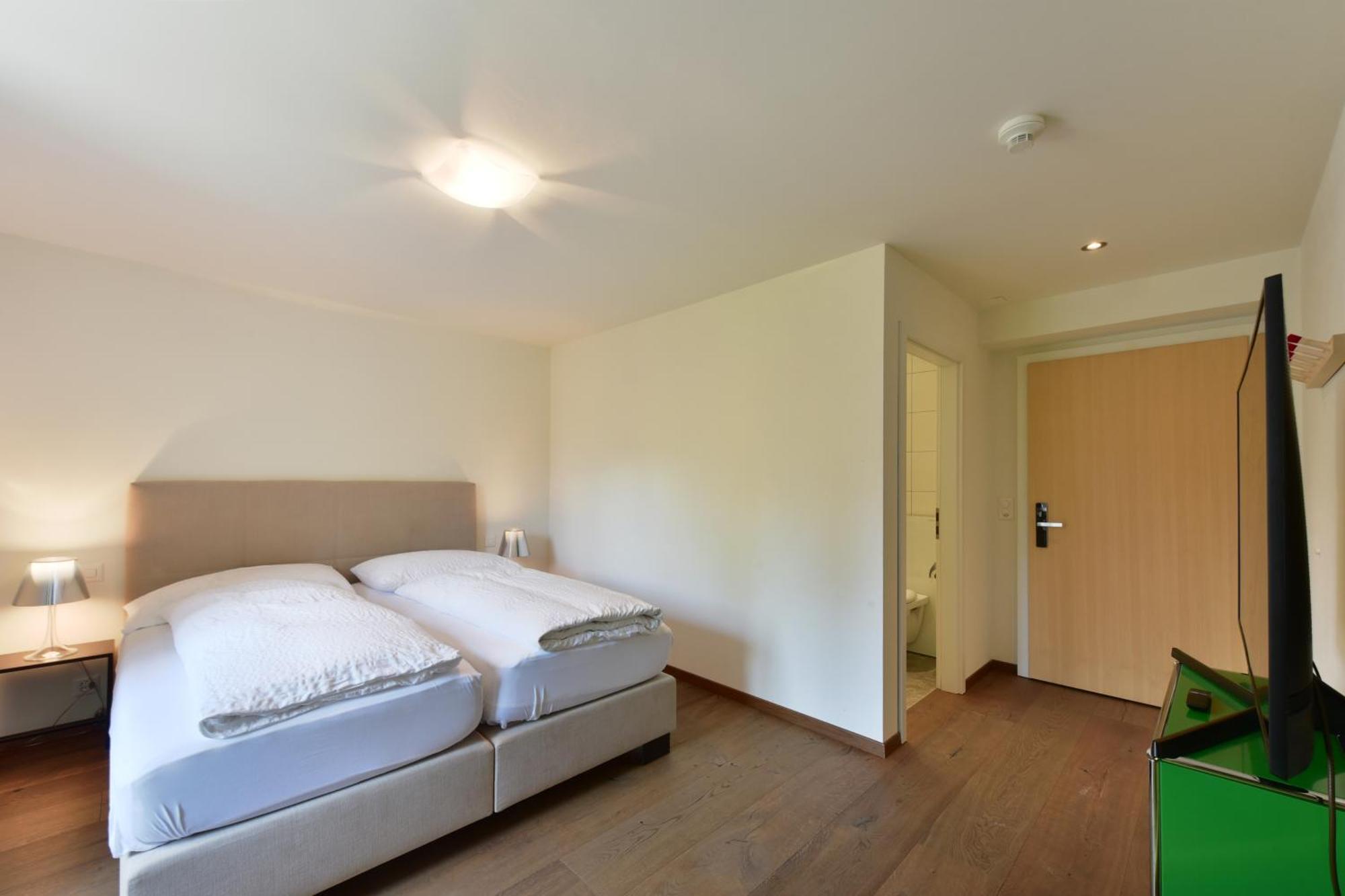 Hotel Sternen Lenk Ngoại thất bức ảnh