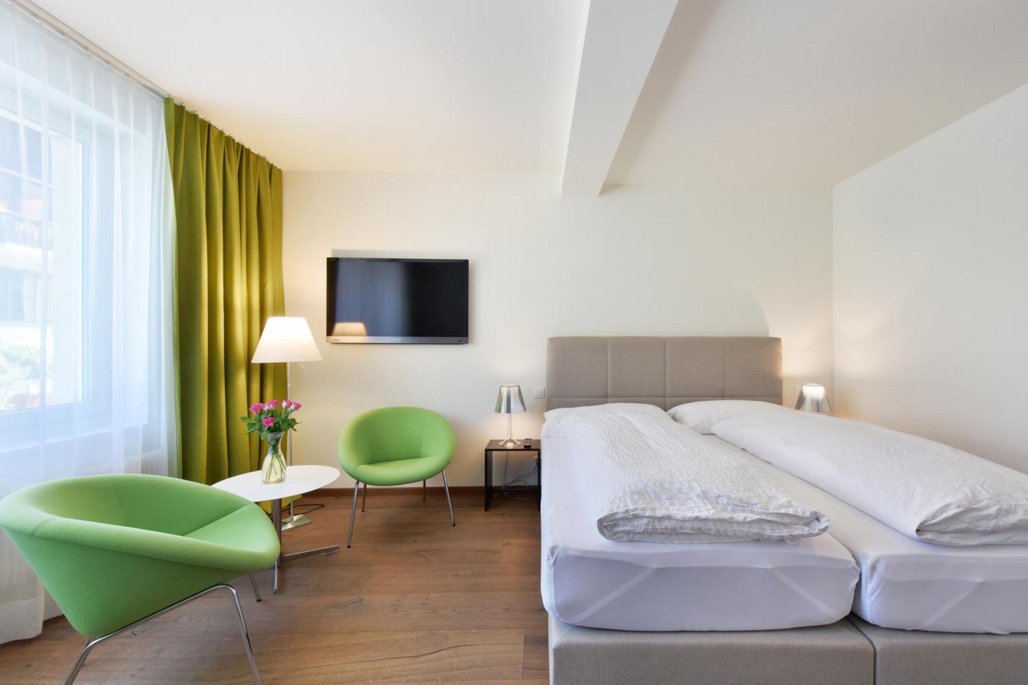 Hotel Sternen Lenk Ngoại thất bức ảnh